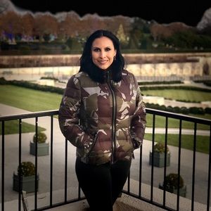 Meet your Posher, Gabriela